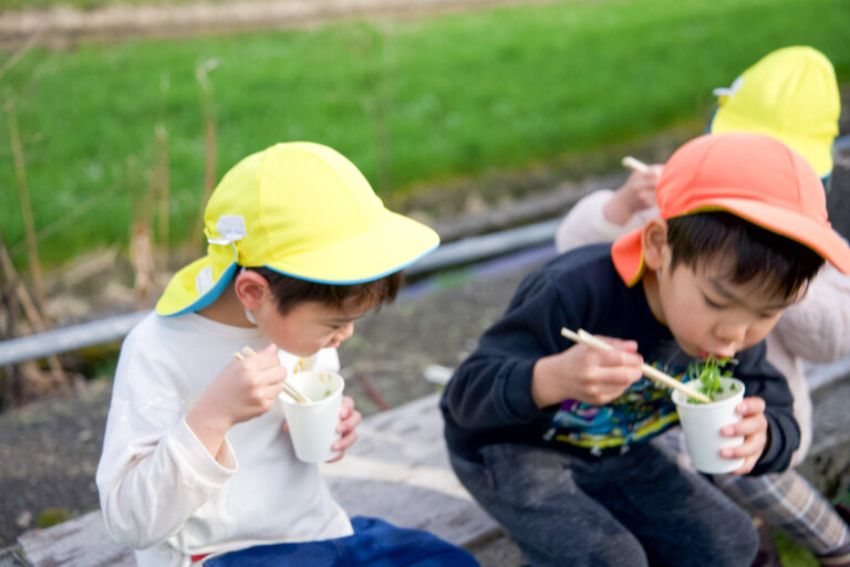 おやつ(未満児) <br>午前の活動